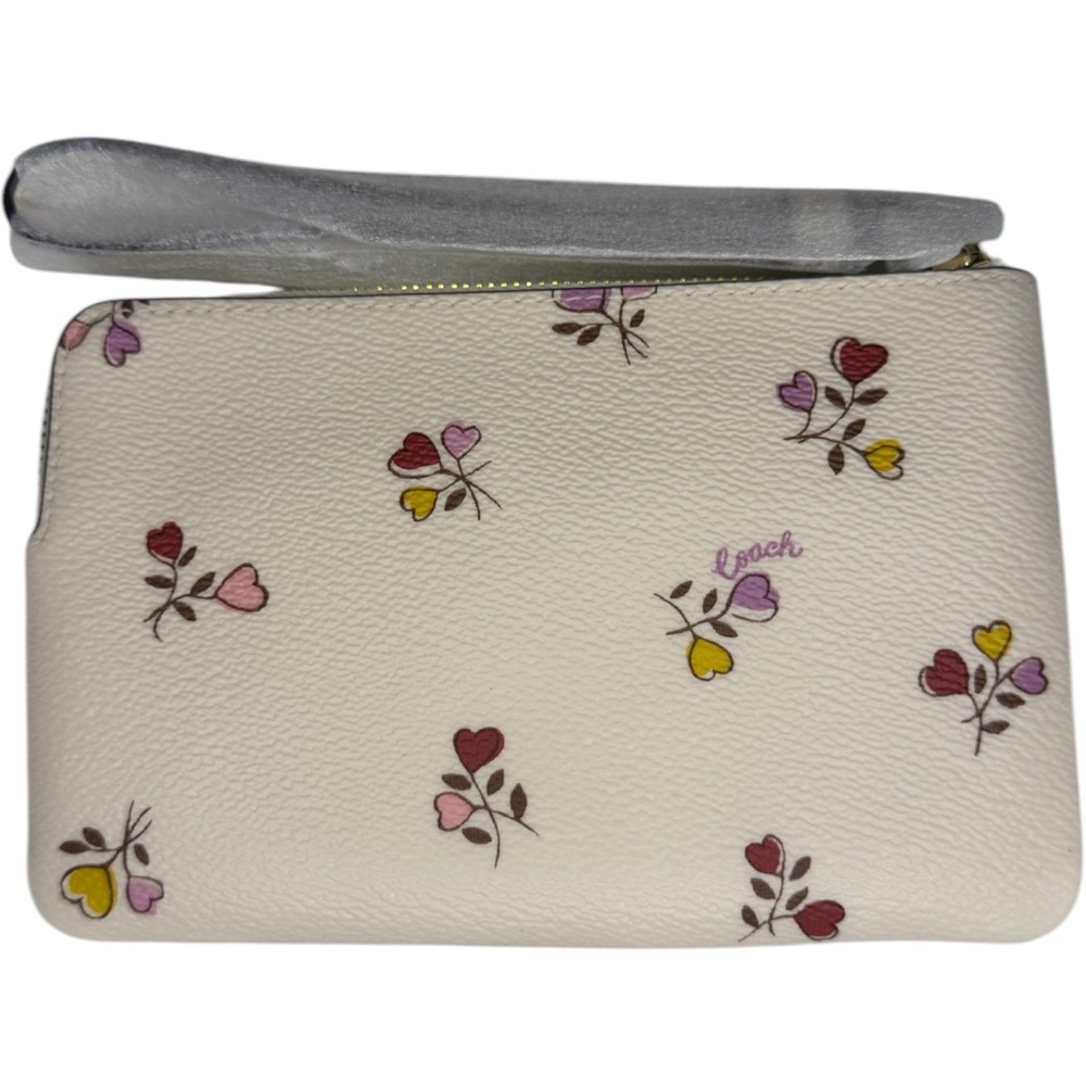 Coach Corner Zip Wristlet in Heart Pattern - Picture 3 of 4